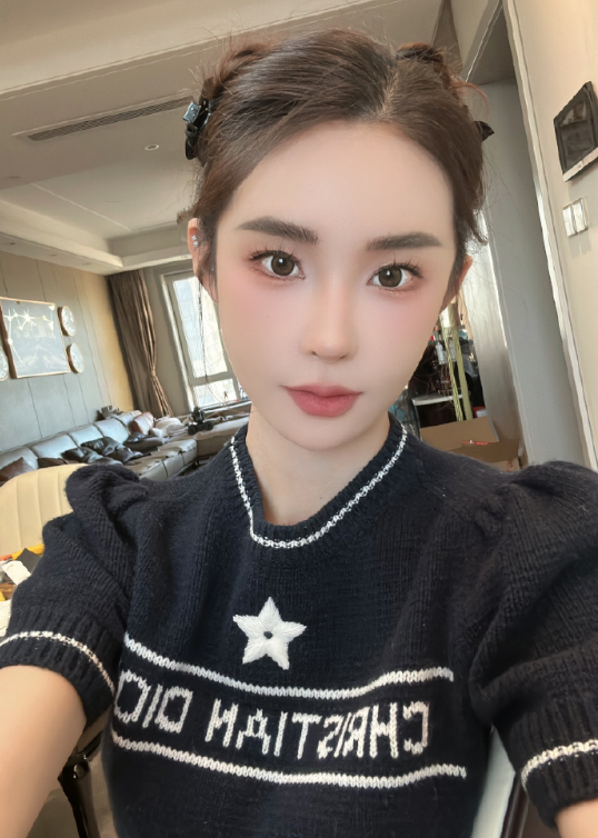 天佑自曝恋爱渣男史,无情很残忍!何婧婧男友买了保时捷911?(图3) 天佑自曝恋爱渣男史,无情很残忍!何婧婧男友买了保时捷911?(图3)