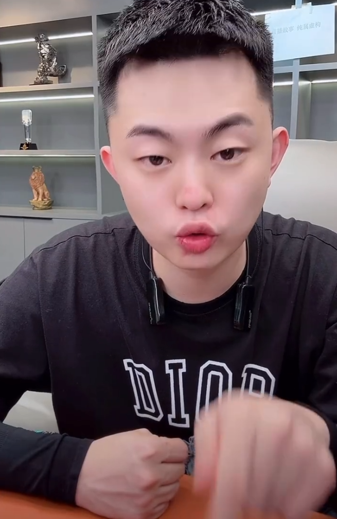 巴扎黑评散打哥,有今天是没放大格局,辛巴没想到老葛能成为对手(图4) 巴扎黑评散打哥,有今天是没放大格局,辛巴没想到老葛能成为对手(图4)
