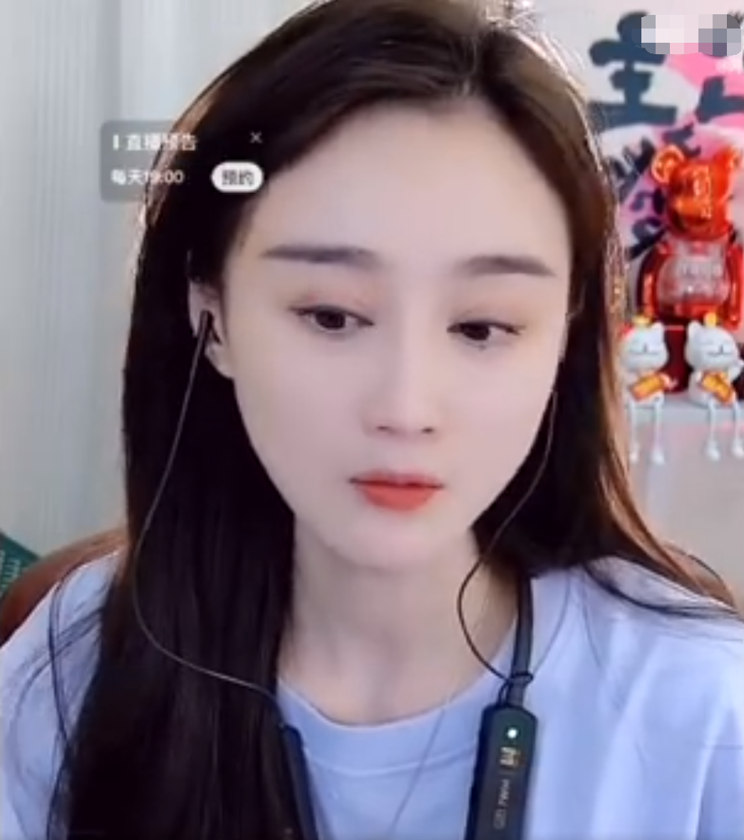 老狗评价方丈,快手成立11年他ta九年,沈曼提出做“丈嫂”条件(图3) 老狗评价方丈,快手成立11年他ta九年,沈曼提出做“丈嫂”条件(图3)
