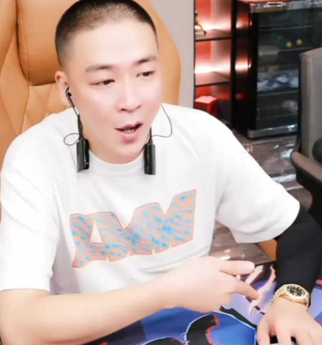 刘一手回应祁天道:没人说你怕我,谈及阿哲违约,自己确实不敢(图4) 刘一手回应祁天道:没人说你怕我,谈及阿哲违约,自己确实不敢(图4)
