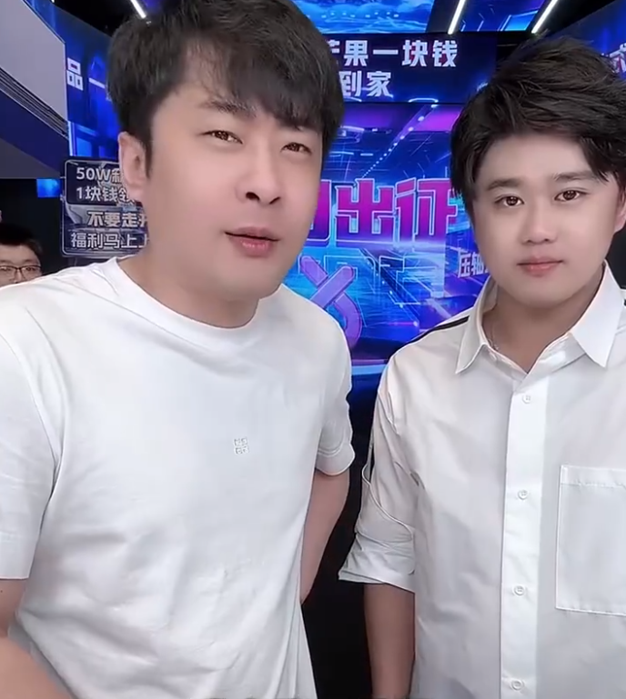 辛巴现身自曝生病,吐槽新能源电车是智商税,朴妈妈:孙凯乐就是要报复朴洛熙(图2) 辛巴现身自曝生病,吐槽新能源电车是智商税,朴妈妈:孙凯乐就是要报复朴洛熙(图2)