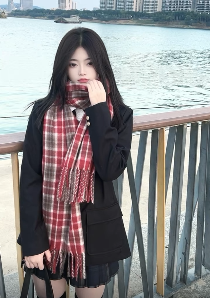 女网红化妆模仿周淑怡?遭网暴予以否认,网友;蹭到流量承受反噬(图5) 女网红化妆模仿周淑怡?遭网暴予以否认,网友;蹭到流量承受反噬(图5)