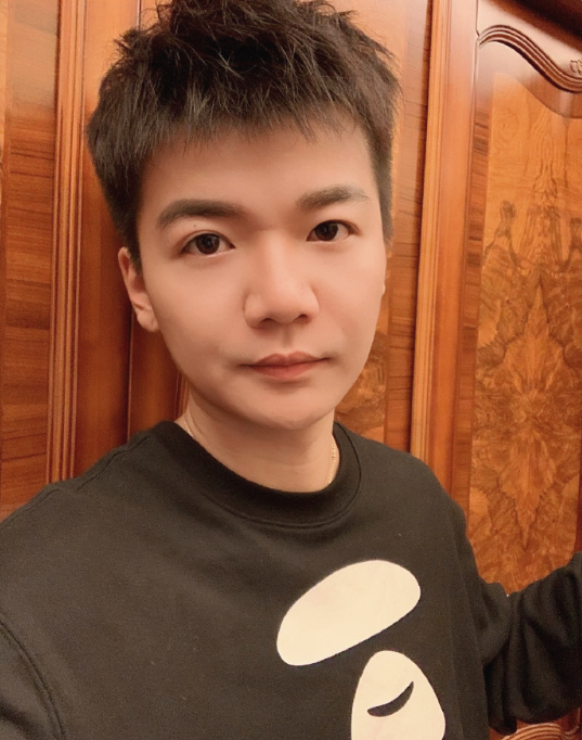 三只羊小杨哥被冻结51万股权？浅蓝自曝老婆是播音系高材生(图4)