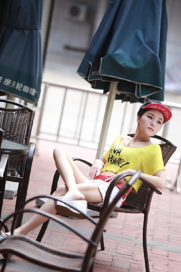 YY主播苏子唯美写真照曝光第4张