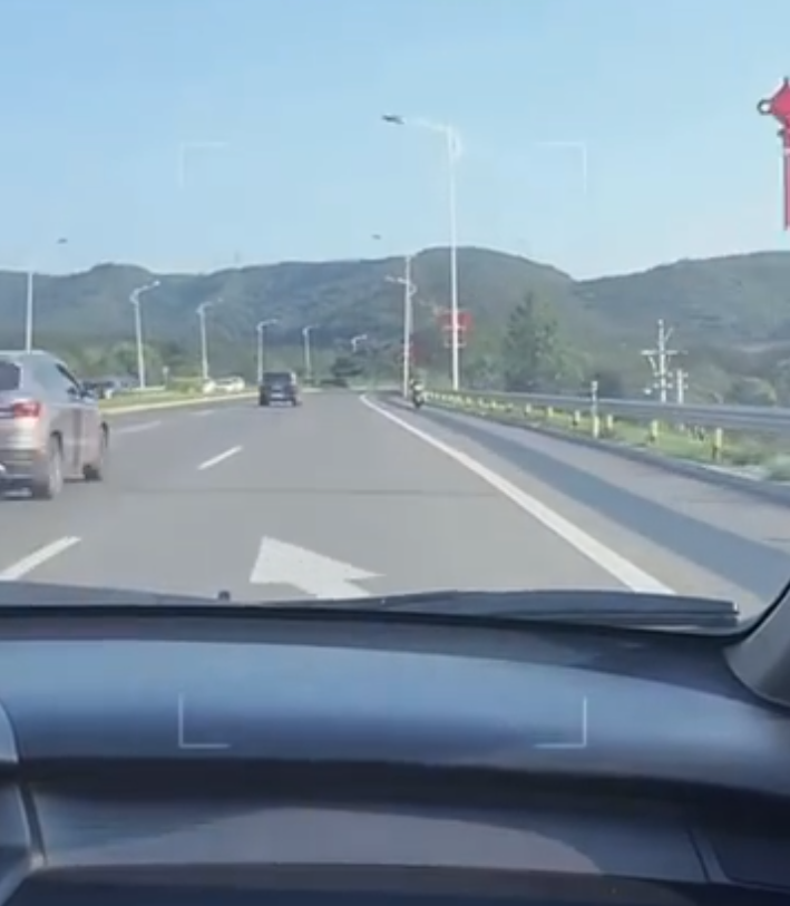 女方已怀孕,许华升婷婷不停正式官宣!天佑吐槽被李四拿马场架上了(图6) 女方已怀孕,许华升婷婷不停正式官宣!天佑吐槽被李四拿马场架上了(图6)