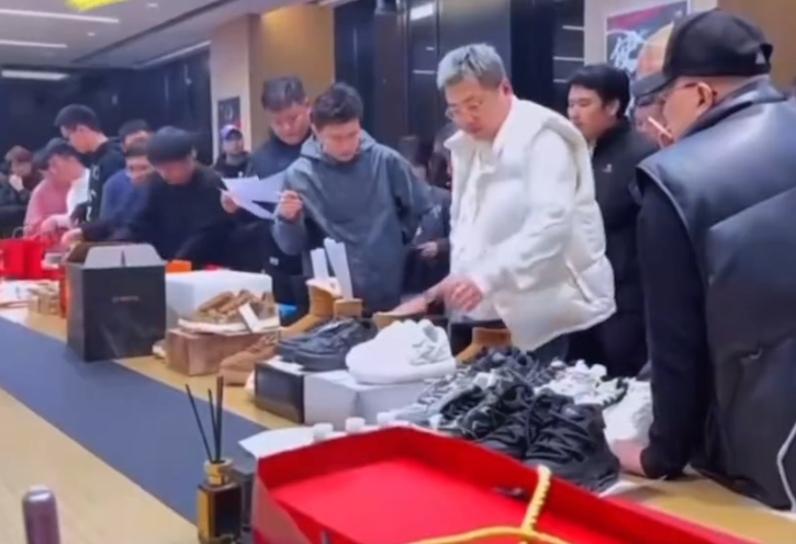 挑战所有机制要洗牌？阿哲即将正式直播带货，没出过差错绝对稳当(图5)