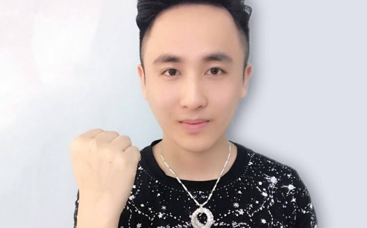 散打哥(个人百科资料与简介)(图2) 散打哥(个人百科资料与简介)(图2)
