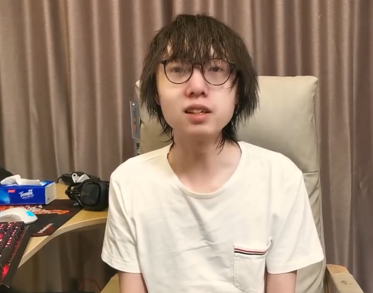 隔了一天还想呕吐？米娜与Mlxg同住一栋楼，与其喝酒双双喝醉(图3)