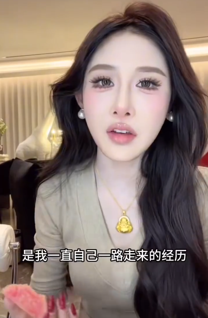 天佑细数花费数千万购名下豪车!李嘉欣讲述离婚不删除爱仔仔作品(图6) 天佑细数花费数千万购名下豪车!李嘉欣讲述离婚不删除爱仔仔作品(图6)