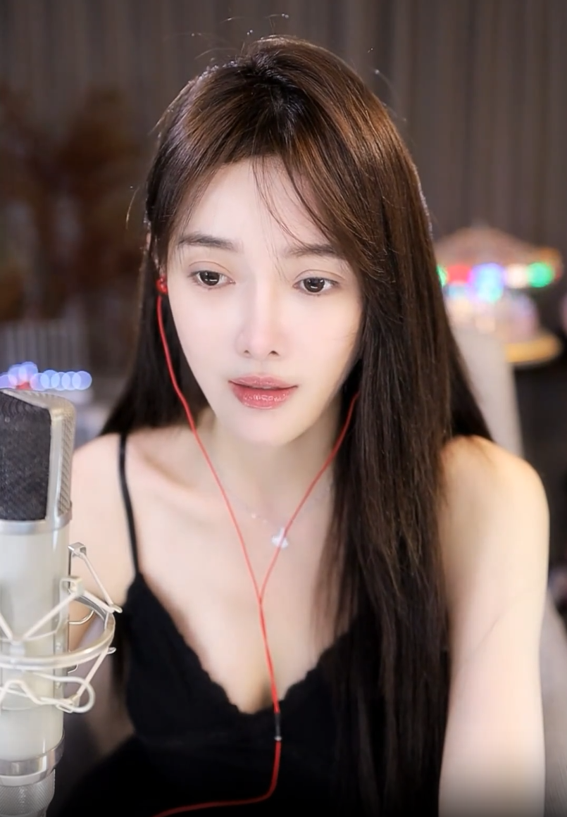 二驴祝福天佑崔阿扎,何时结婚?芮甜甜谈感恩YY,谈浪费3次巨款(图4) 二驴祝福天佑崔阿扎,何时结婚?芮甜甜谈感恩YY,谈浪费3次巨款(图4)