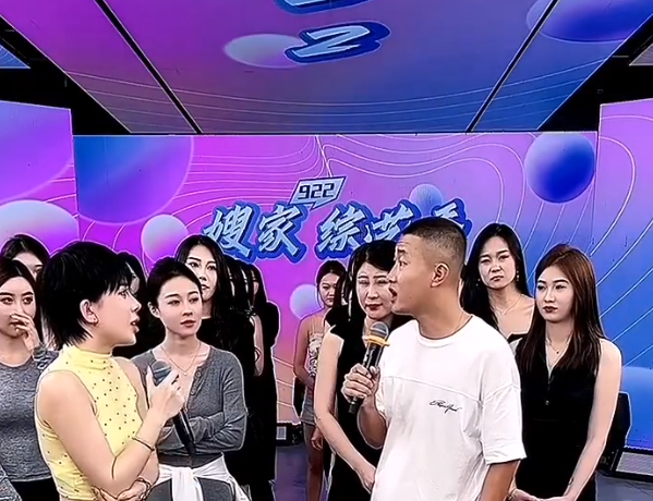 张二嫂为徒弟发声,怒斥王剑没格局,巴扎黑分析辛巴为何不交朋友(图1) 张二嫂为徒弟发声,怒斥王剑没格局,巴扎黑分析辛巴为何不交朋友(图1)