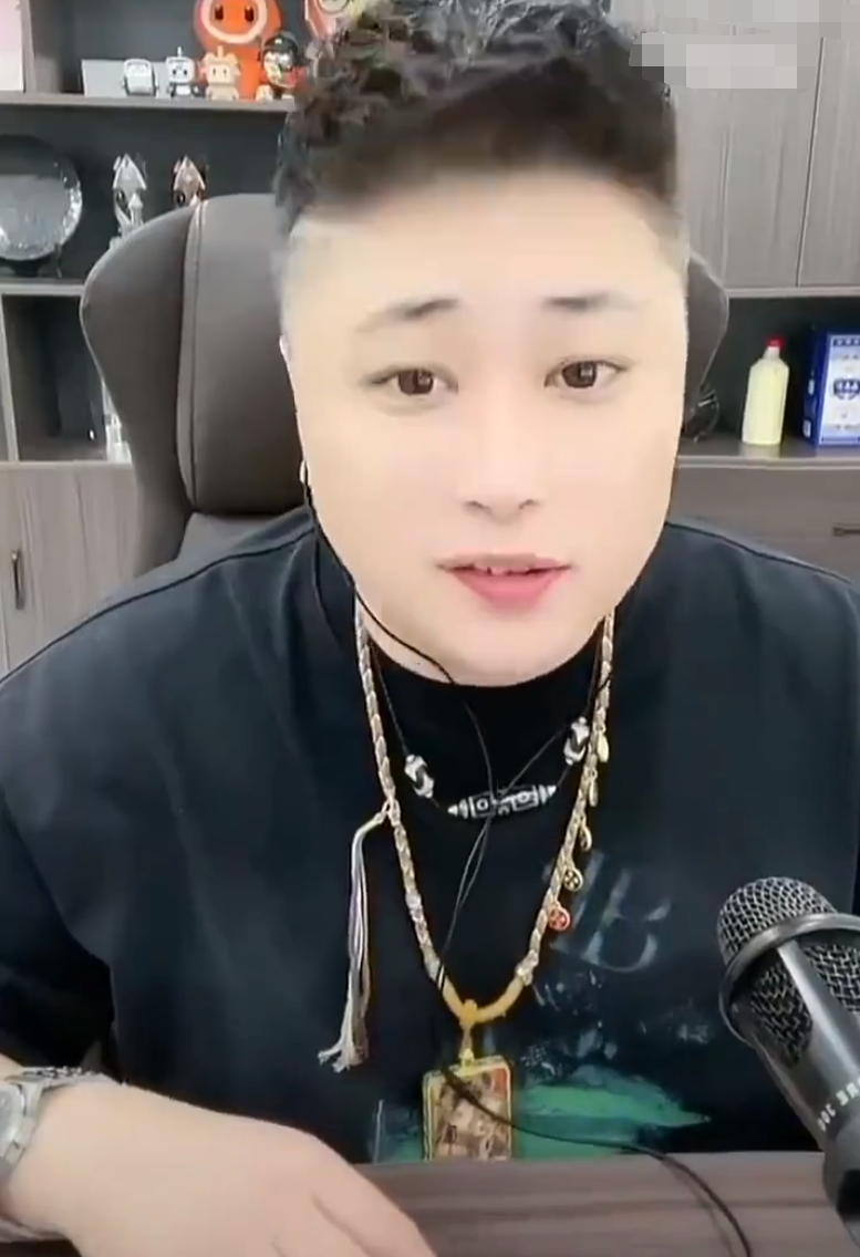 封禁仙洋并非快手，刘一手不想和仙洋和好！潇天傲开皮嘲讽仙洋(图1)