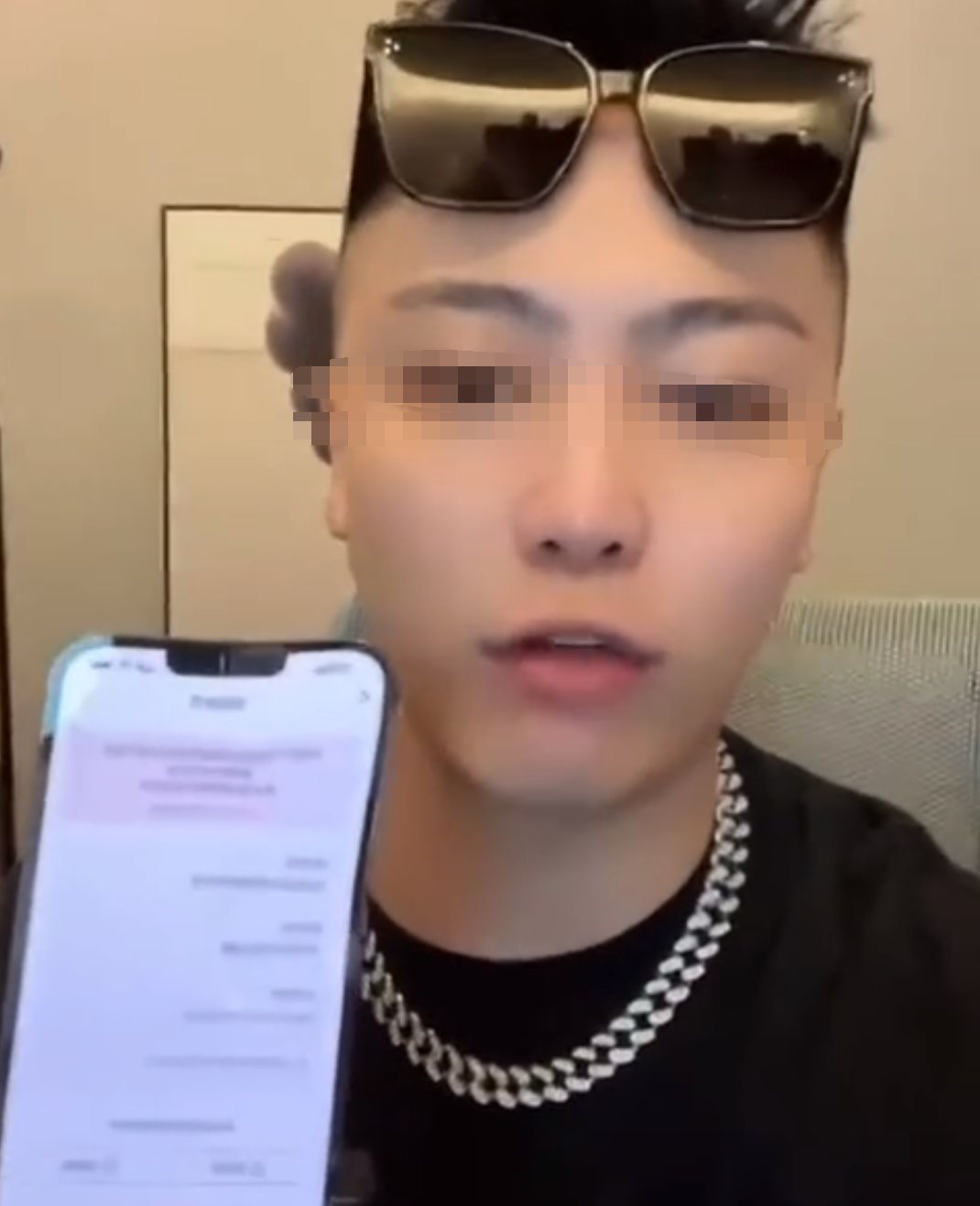 “大哥远”被封，52级大哥要起诉某音！方丈小杜凤同框，不可能复婚(图2)