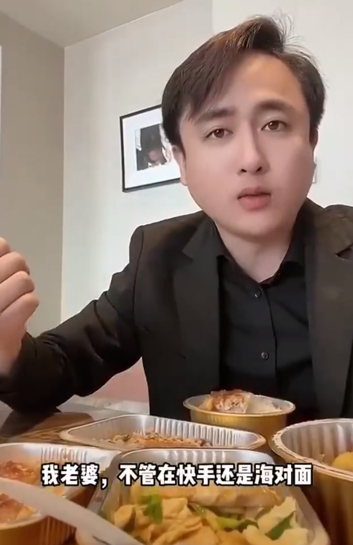 散打哥狂夸自家孩子:背后功臣真真姐?初瑞雪回应怀孕传闻:是胖(图1) 散打哥狂夸自家孩子:背后功臣真真姐?初瑞雪回应怀孕传闻:是胖(图1)