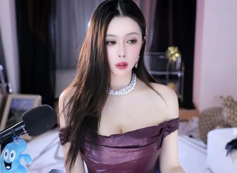 “寿终正寝”也不下海!张琪格回应恶意提问,半老徐娘你也得不到(图5) “寿终正寝”也不下海!张琪格回应恶意提问,半老徐娘你也得不到(图5)