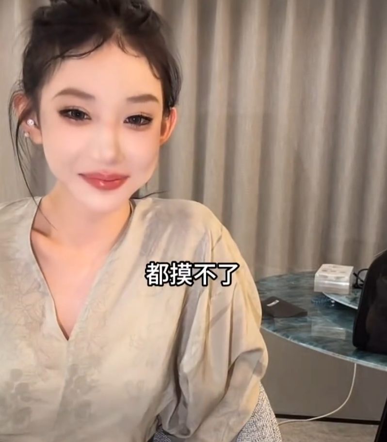 薛小婉讲述韩国流水线式整容经历,小胖否认二驴将回归,是以讹传讹(图3) 薛小婉讲述韩国流水线式整容经历,小胖否认二驴将回归,是以讹传讹(图3)