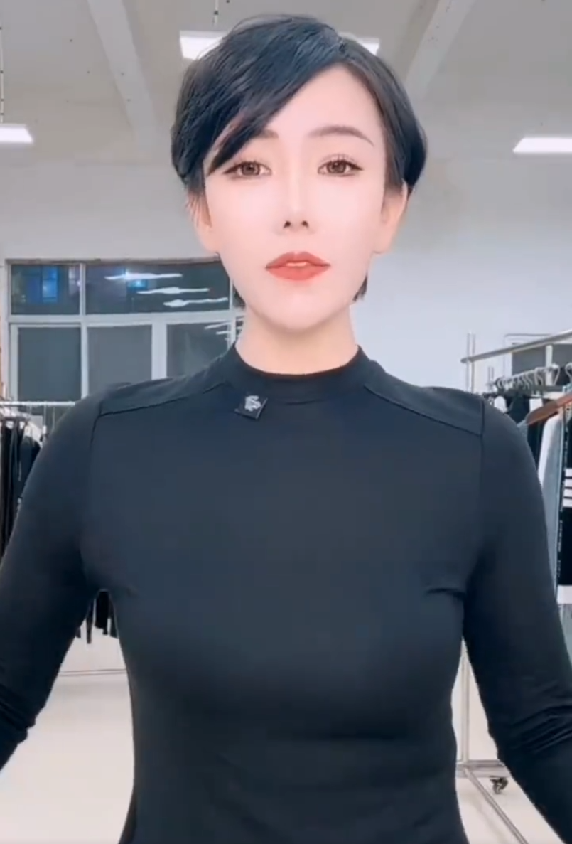 辛巴扬言补贴10个亿金条!安若溪回应寻短见小白脸,咱俩没领证没公开(图2) 辛巴扬言补贴10个亿金条!安若溪回应寻短见小白脸,咱俩没领证没公开(图2)