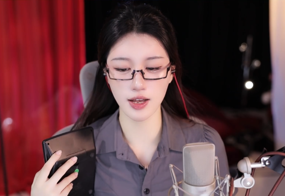 豪刷400万也爱搭不理,礼物一停感情归零,榜一大哥拉黑美女主播(图4) 豪刷400万也爱搭不理,礼物一停感情归零,榜一大哥拉黑美女主播(图4)