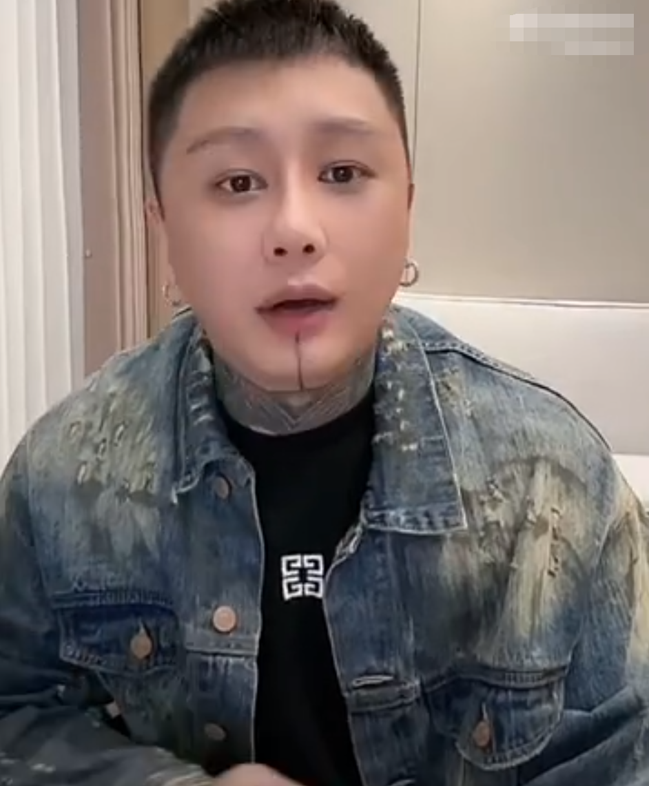 韩安冉拒绝生三胎,要上节育环!丈门内讧结束,方丈疯狂扎心李舒克!(图5) 韩安冉拒绝生三胎,要上节育环!丈门内讧结束,方丈疯狂扎心李舒克!(图5)