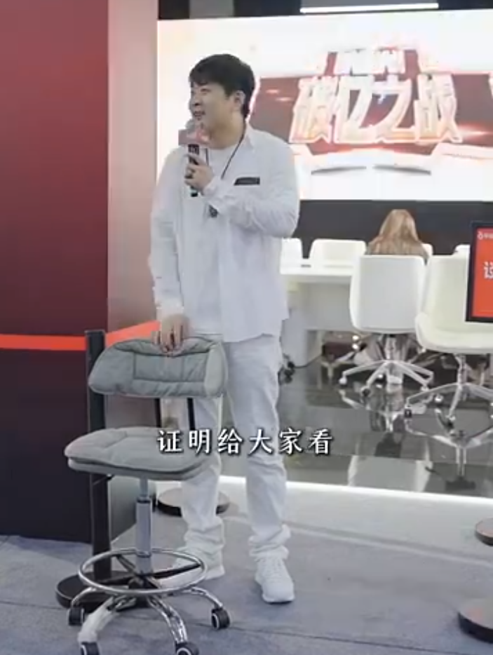 辛巴表示：我能看到事情本质，吴迪称签的合同，不能在ks随便播(图4)