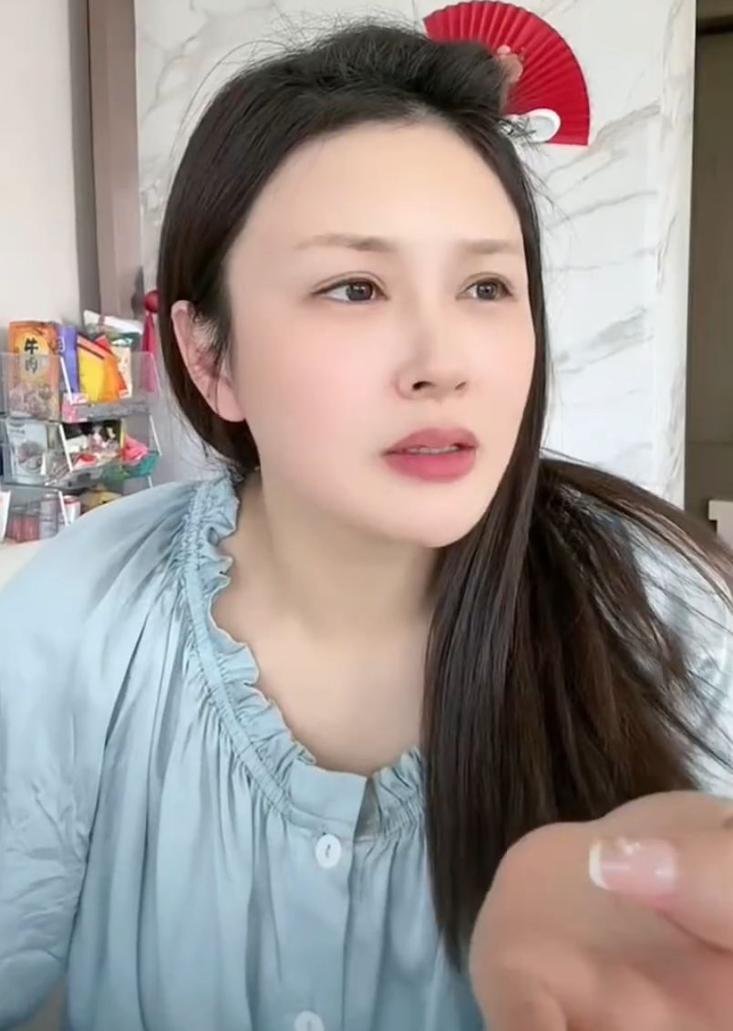 文静喊话婆婆:三胎奖励10万先补上,雨化田被永久封禁,刘二狗直言能解决(图3) 文静喊话婆婆:三胎奖励10万先补上,雨化田被永久封禁,刘二狗直言能解决(图3)