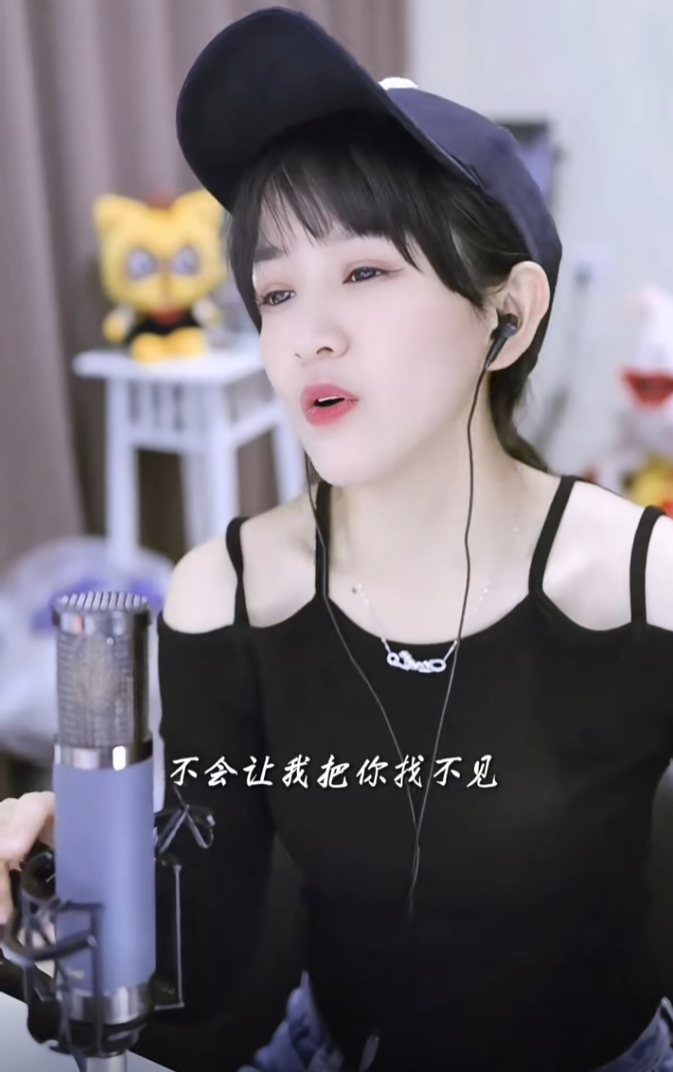 被传在备孕?文儿:生了好几个了,定居柬埔寨,芮甜甜回不来了(图1) 被传在备孕?文儿:生了好几个了,定居柬埔寨,芮甜甜回不来了(图1)
