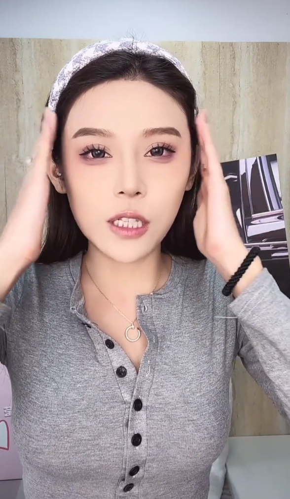 王票票嘲讽李嘉欣,拿孩子当“武器”?婆婆维护韩安冉:为什么要嫌弃儿媳妇过去(图2) 王票票嘲讽李嘉欣,拿孩子当“武器”?婆婆维护韩安冉:为什么要嫌弃儿媳妇过去(图2)