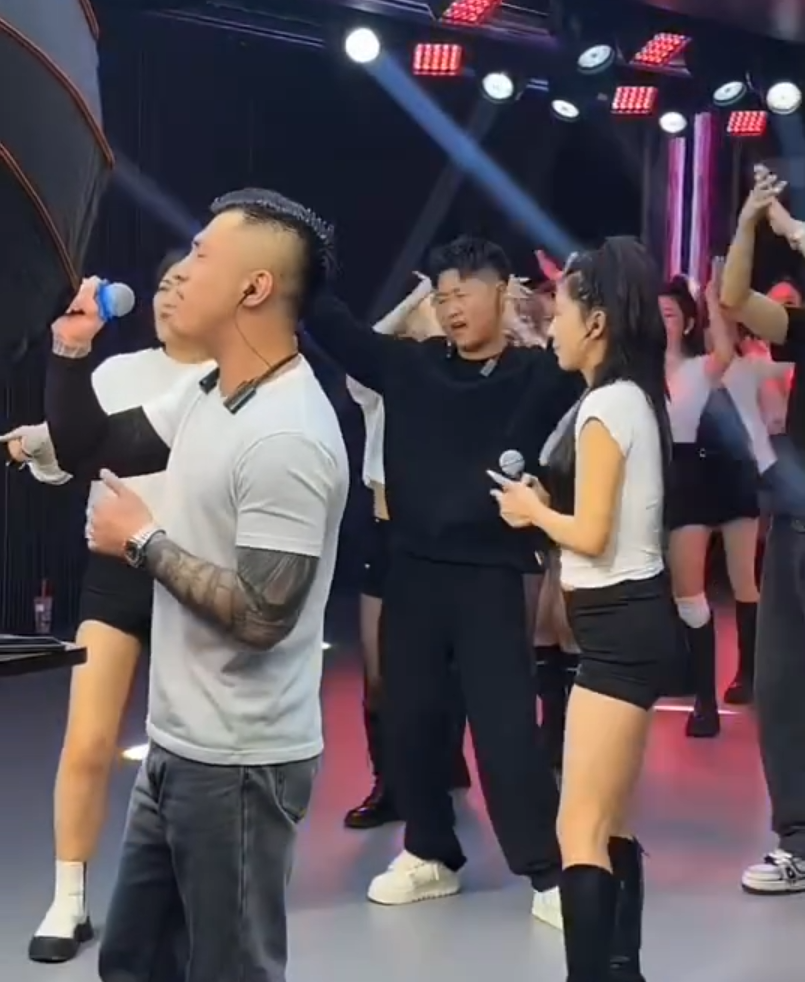 天佑犀利点评仙洋:身边好人留不住,仙洋承诺绝不会割韭菜(图5) 天佑犀利点评仙洋:身边好人留不住,仙洋承诺绝不会割韭菜(图5)
