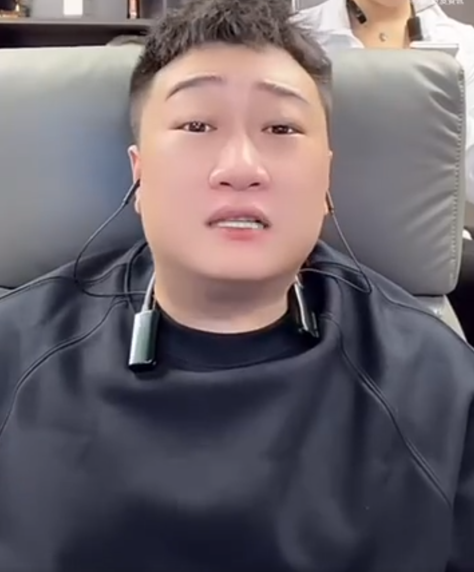 吴迪回应不存在刷单,没上过新闻,骡子谈恩师二驴回归,等信吧(图5) 吴迪回应不存在刷单,没上过新闻,骡子谈恩师二驴回归,等信吧(图5)