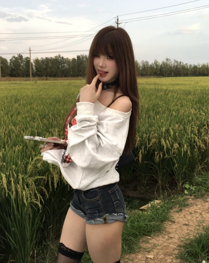 女网红被爆私生活混乱,两男友安排在同一家酒店?发文致歉前男友(图9) 女网红被爆私生活混乱,两男友安排在同一家酒店?发文致歉前男友(图9)