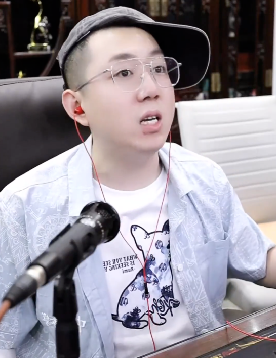 王小源10月5日前露脸：誓言东山再起！二驴账号解封，复出仍在研究？(图2)