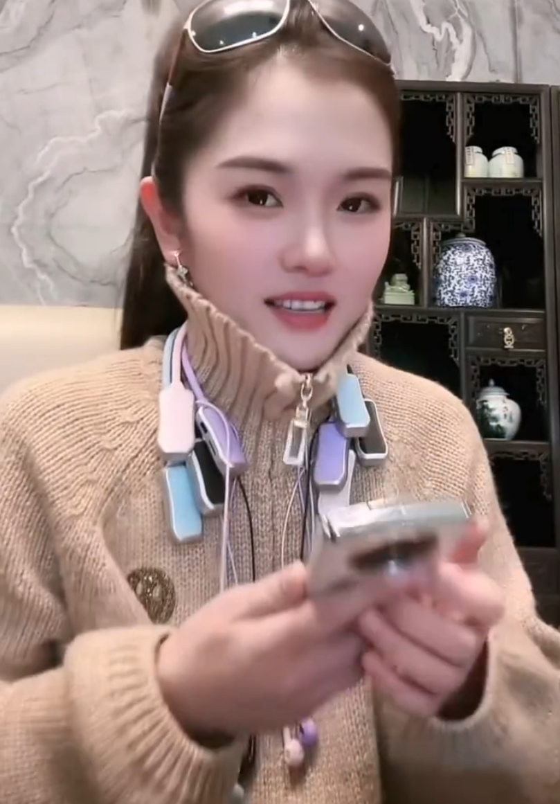 仙洋要孤独终老,和小美御姐不适合!海涛嘲讽方丈不如祁天道(图2) 仙洋要孤独终老,和小美御姐不适合!海涛嘲讽方丈不如祁天道(图2)