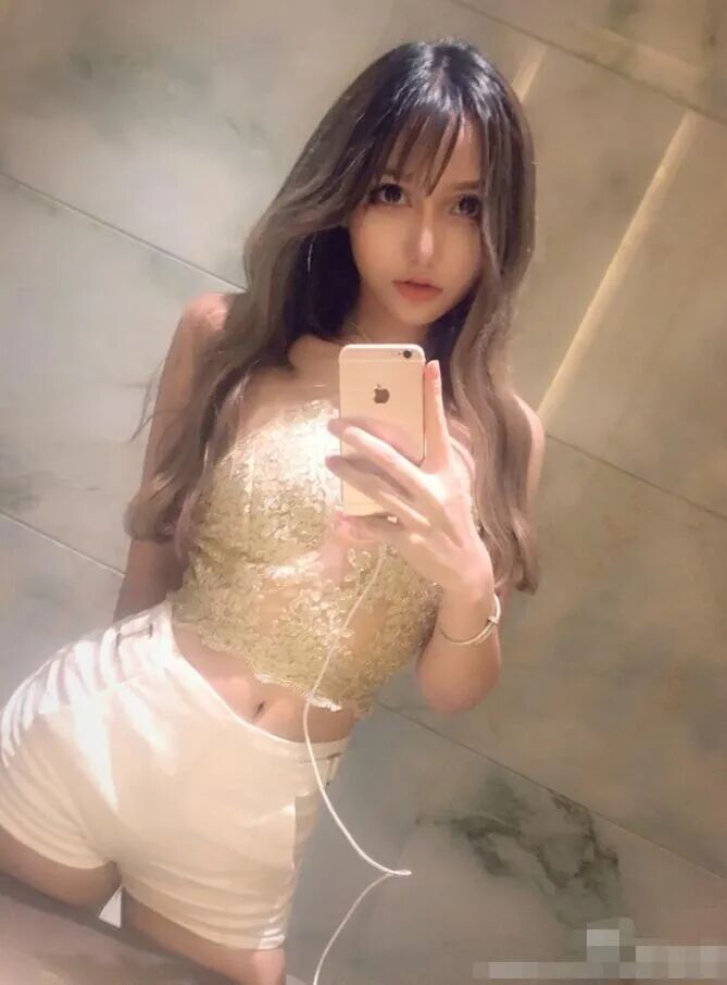 都是馋我的身子,米娜坦言这辈子不结婚,赚够500万就退休!(图3) 都是馋我的身子,米娜坦言这辈子不结婚,赚够500万就退休!(图3)