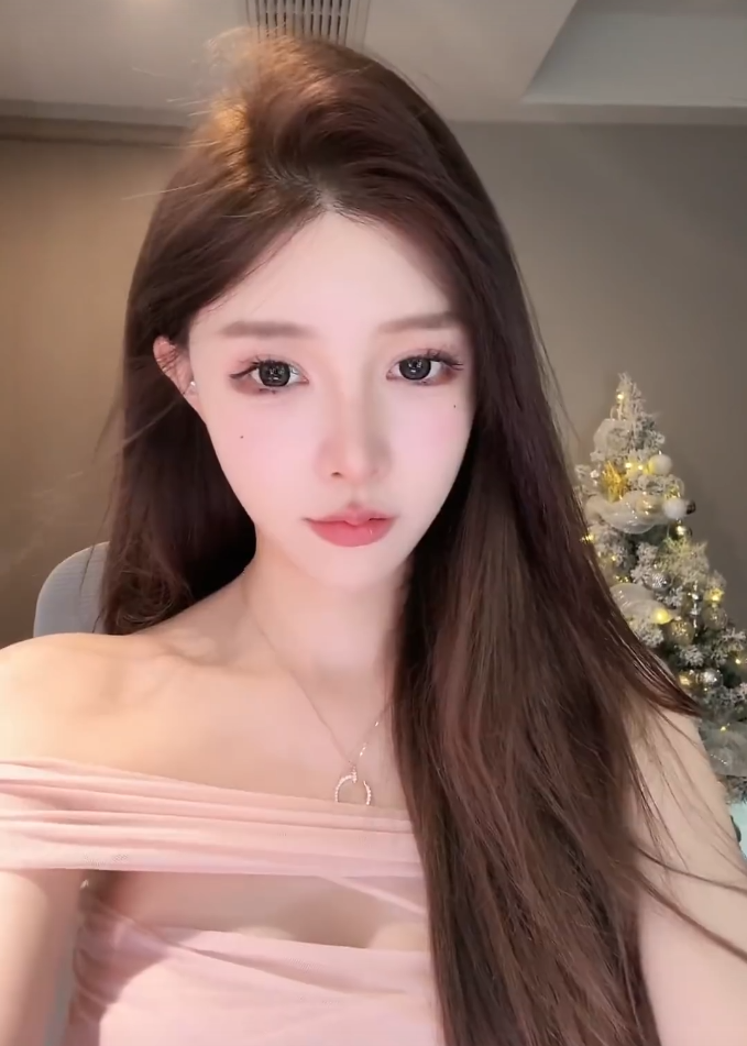 没有工作却有钱花？女主播被怀疑干不当职业，大学靠直播赚生活费(图5)