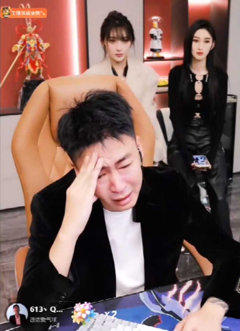 刘一手到期永退YY,带12万粉丝回来只剩几百人,已丧失曾经的自信(图3) 刘一手到期永退YY,带12万粉丝回来只剩几百人,已丧失曾经的自信(图3)