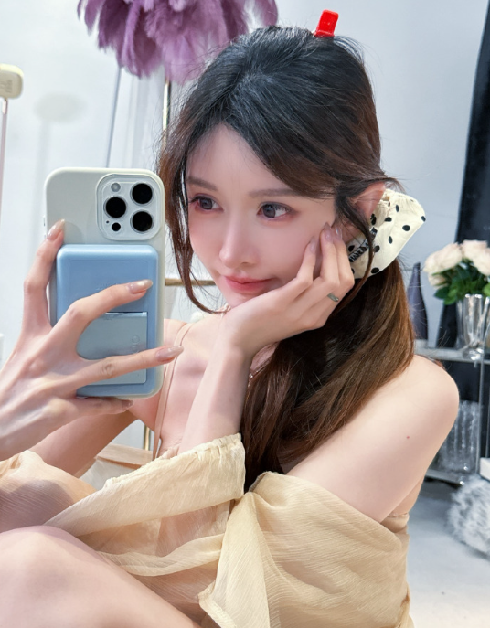 相亲只认上海四套房？王羽杉吐槽妈妈太务实，对金钱渴望和她一样(图1)