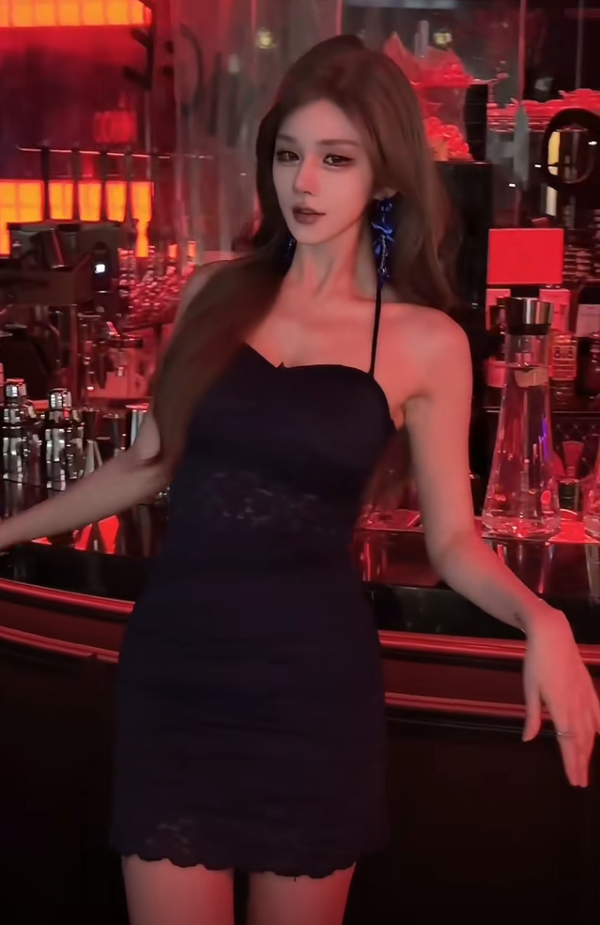 美女主播爆料:同行直播干不下去,有人已经回去“端果盘'”了!(图1) 美女主播爆料:同行直播干不下去,有人已经回去“端果盘'”了!(图1)