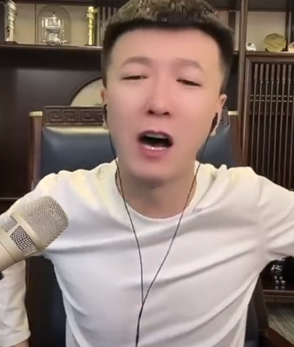 祁天道户外也有人搅和,他现在挺难,刘二狗连麦天佑攀交情商业互吹(图2) 祁天道户外也有人搅和,他现在挺难,刘二狗连麦天佑攀交情商业互吹(图2)