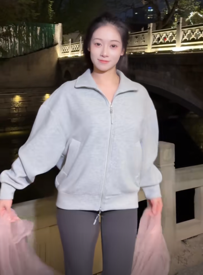 我要改命“活”下去!吴柳芳首谈擦边原因,母亲生病爸爸贷款(图8) 我要改命“活”下去!吴柳芳首谈擦边原因,母亲生病爸爸贷款(图8)