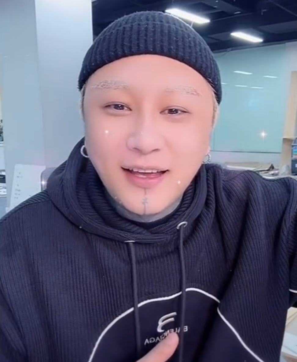 方丈拒签辛巴原因:宁饿死也不当(图3) 方丈拒签辛巴原因:宁饿死也不当(图3)