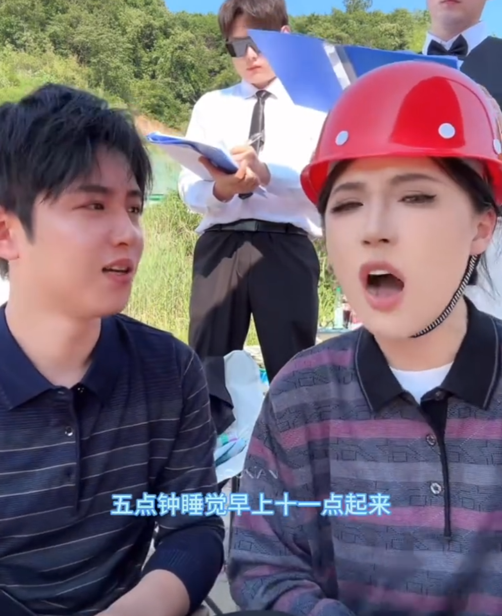 网红迪士尼在逃公主每天只睡6小时?铁岭小辉周一正式批捕!赵本六放狠话(图4) 网红迪士尼在逃公主每天只睡6小时?铁岭小辉周一正式批捕!赵本六放狠话(图4)