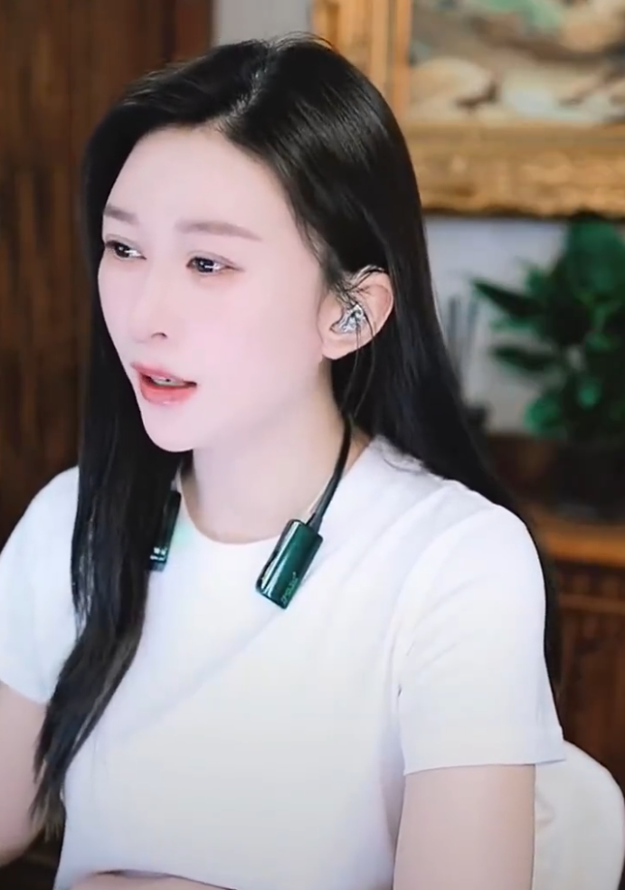 娜美宣言不蹭粉,会继续出去豪刷?王小源复出在即?妻子爆料:热爱从未熄灭!(图5) 娜美宣言不蹭粉,会继续出去豪刷?王小源复出在即?妻子爆料:热爱从未熄灭!(图5)