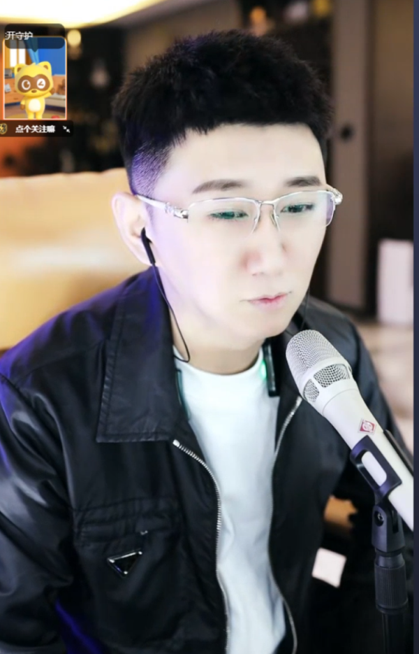 阿哲首秀主播名单,三斤童锦程老利吴迪等!小白龙否认诋毁前任:干不出那事(图1) 阿哲首秀主播名单,三斤童锦程老利吴迪等!小白龙否认诋毁前任:干不出那事(图1)