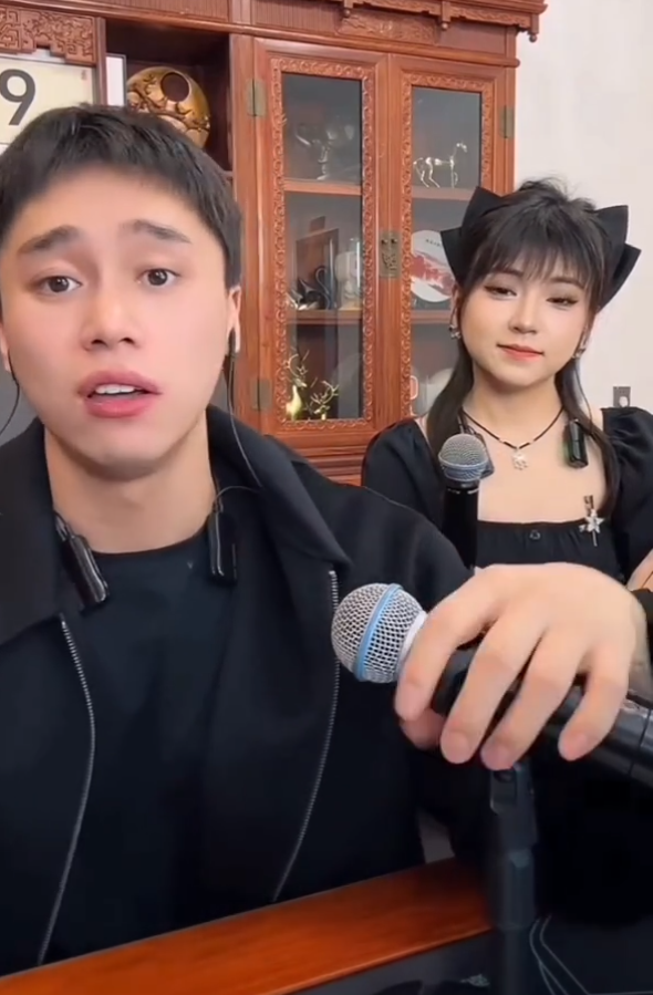刘一手骂仙洋心理有个疙瘩,讽祁天道瞧不起他,刘二狗举报一哥,账号TA封禁30天(图5) 刘一手骂仙洋心理有个疙瘩,讽祁天道瞧不起他,刘二狗举报一哥,账号TA封禁30天(图5)
