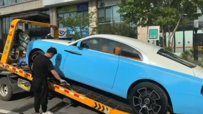 李嘉欣怒怼粉丝:我的成功不靠男人,刘二狗开始重视八卦主播了!(图6) 李嘉欣怒怼粉丝:我的成功不靠男人,刘二狗开始重视八卦主播了!(图6)