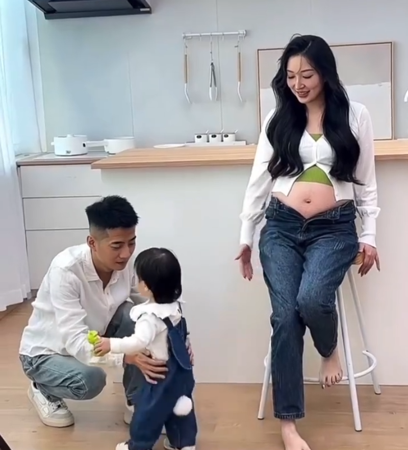 方丈否认6月1号回归，会改变自己沉淀，刘叉叉宣布儿女双全 已经是人生赢家(图6)