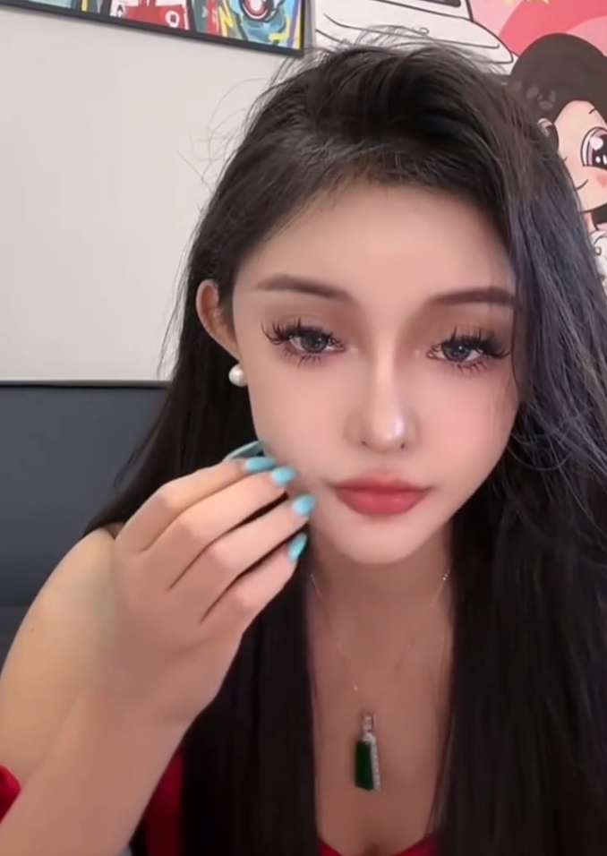 朴洛熙160万买大G，粉丝：钱怎么来的？傲娇美透露和男友在一起三个月了(图2)