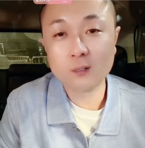 谁骂老葛谁封号,专门成立一个举报组?吴迪发作品叫嚣老葛被封禁(图2) 谁骂老葛谁封号,专门成立一个举报组?吴迪发作品叫嚣老葛被封禁(图2)