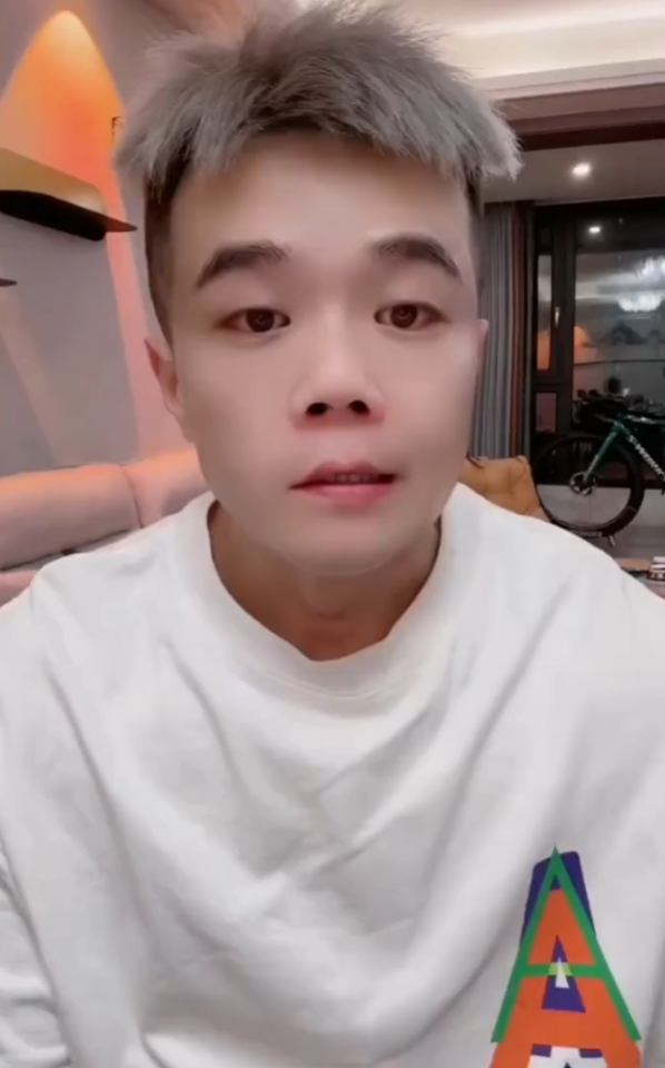 蛋蛋斥某情感主播龇牙咧嘴!刘二狗未必能打过骡子凝聚力(图3) 蛋蛋斥某情感主播龇牙咧嘴!刘二狗未必能打过骡子凝聚力(图3)