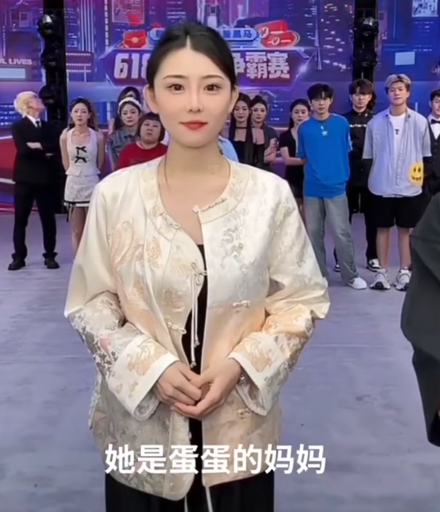 娇妹雅儿吵架,兮妹不站立场,牌牌琦夸雅儿作为妈妈毫无畏惧(图4) 娇妹雅儿吵架,兮妹不站立场,牌牌琦夸雅儿作为妈妈毫无畏惧(图4)